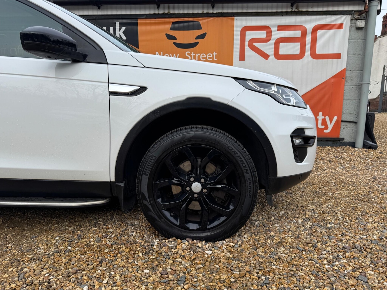 Used Land Rover Discovery Sport 2017 for sale - 77683789: Photo 35