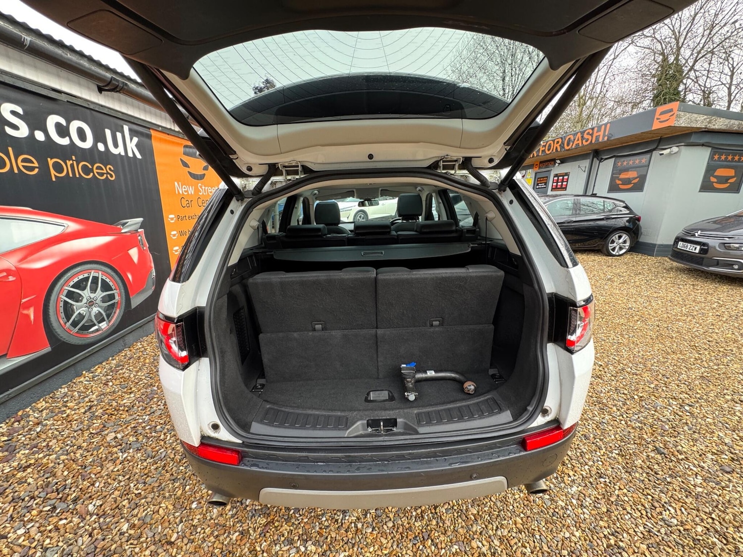 Used Land Rover Discovery Sport 2017 for sale - 77683789: Photo 38