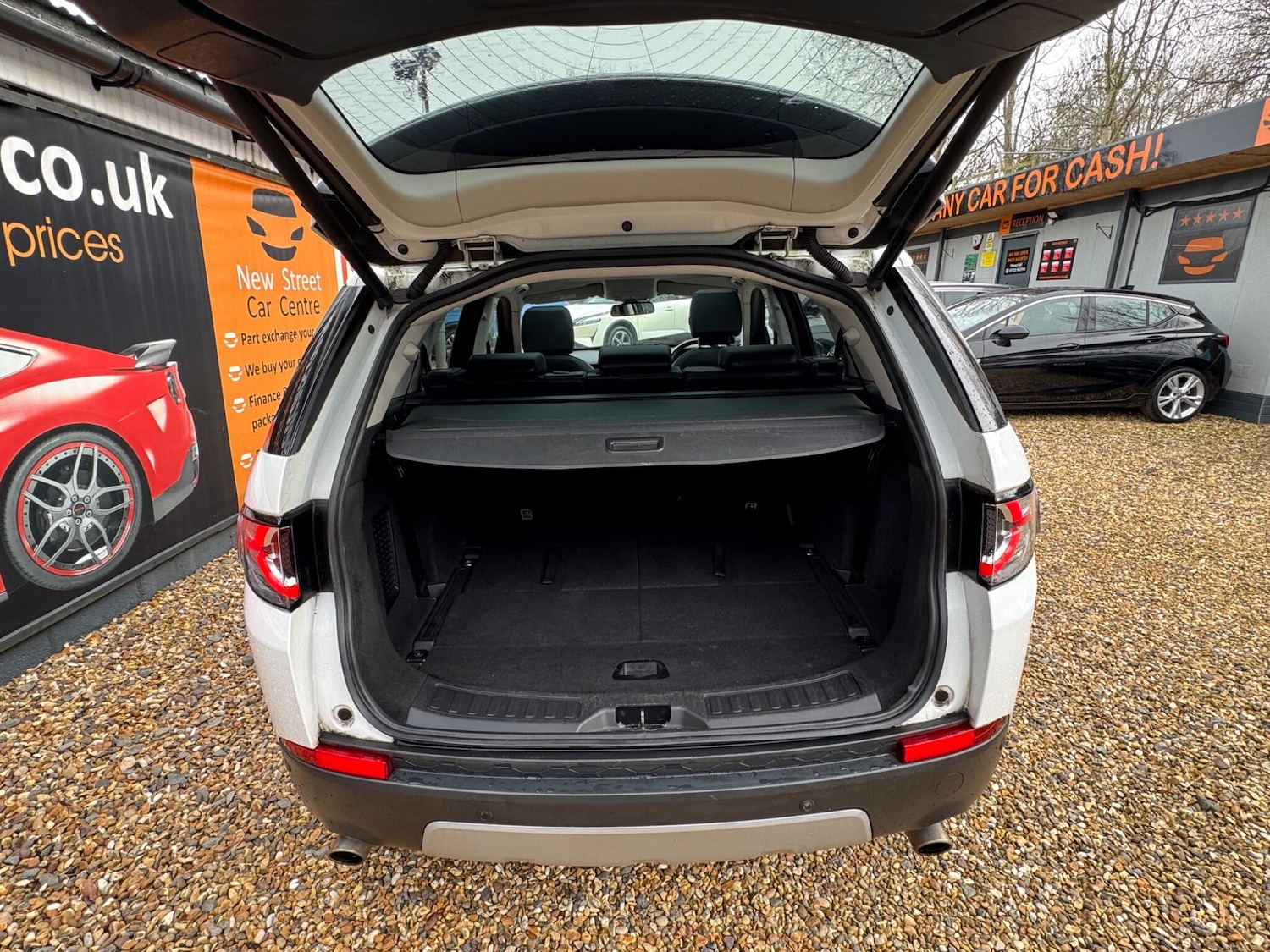 Used Land Rover Discovery Sport 2017 for sale - 77683789: Photo 39