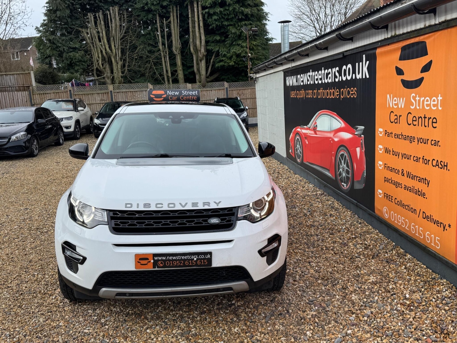 Used Land Rover Discovery Sport 2017 for sale - 77683789: Photo 4