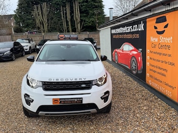 Used Land Rover Discovery Sport 2017 for sale - 77683789: Photo