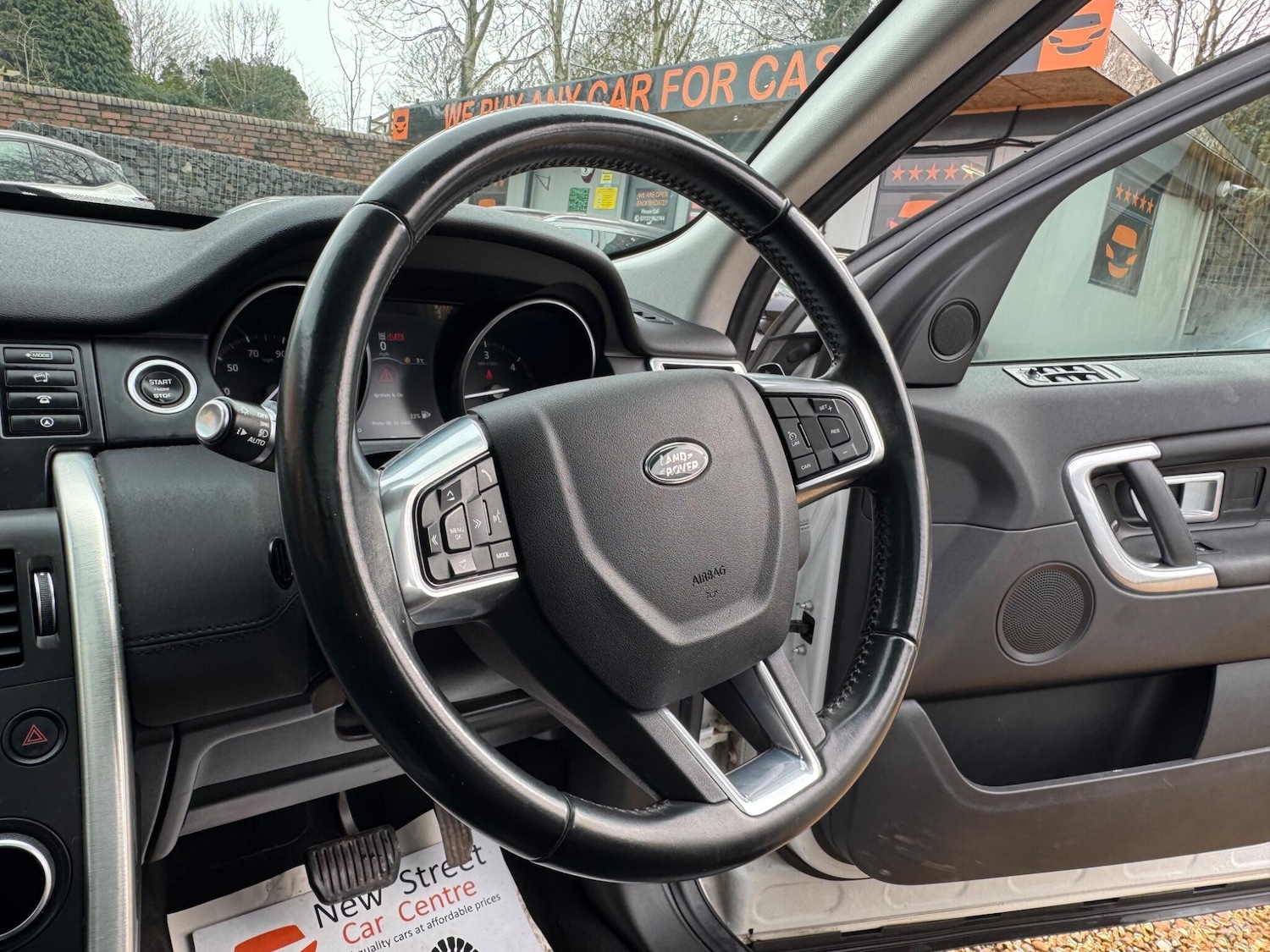 Used Land Rover Discovery Sport 2017 for sale - 77683789: Photo 55