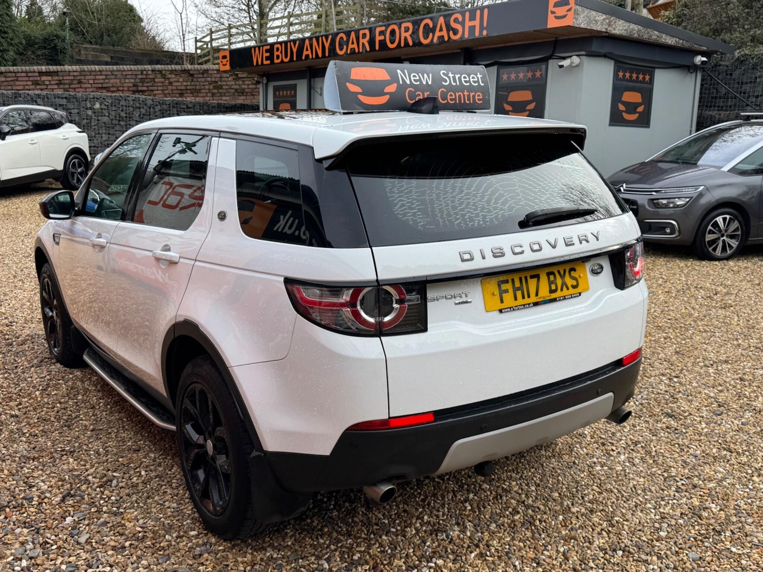 Used Land Rover Discovery Sport 2017 for sale - 77683789: Photo 9