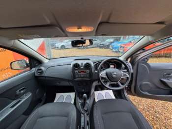 Used Dacia Sandero 2017 for sale - 74935814: Photo