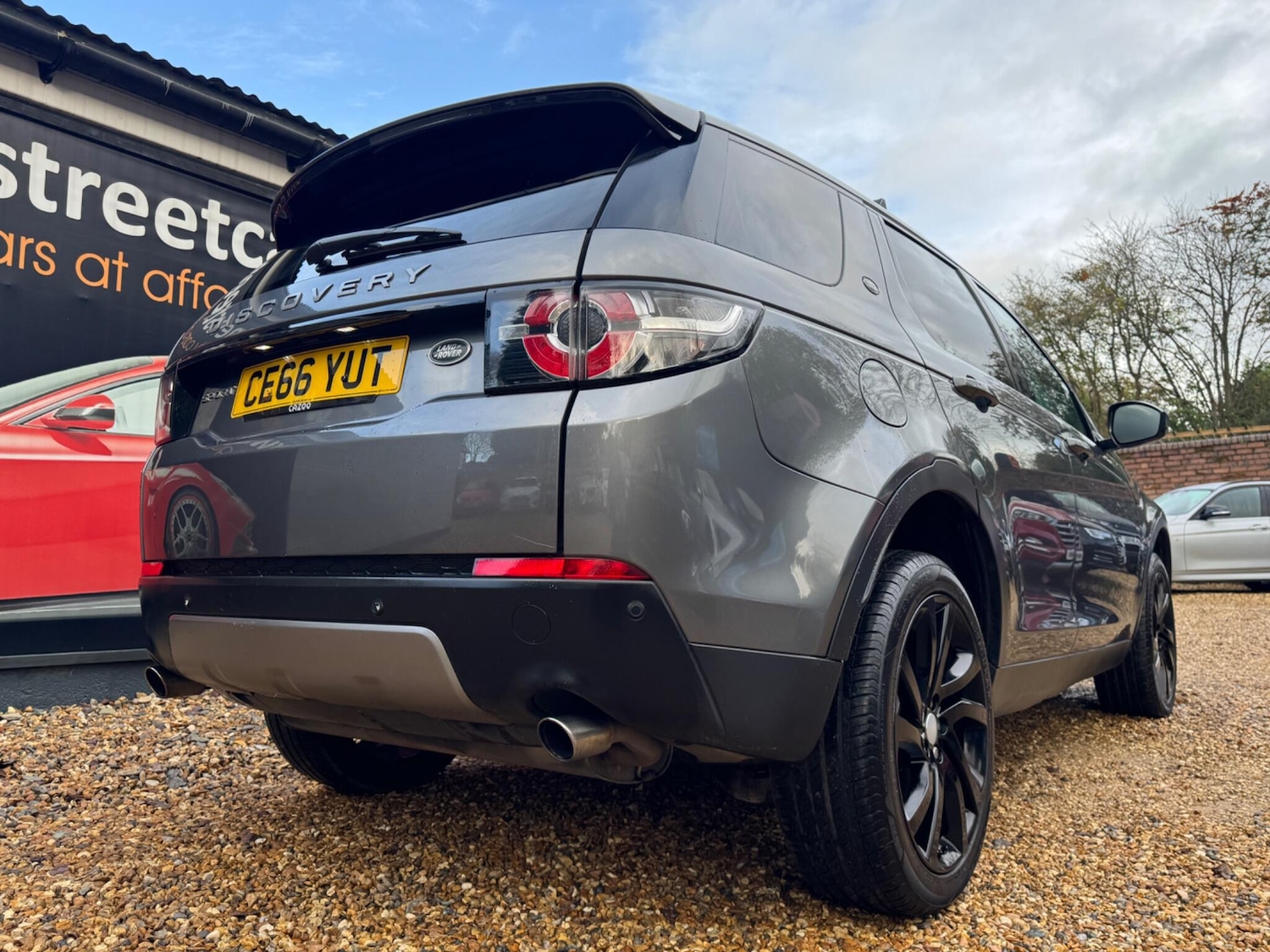 Used Land Rover Discovery Sport 2016 for sale - 76572687: Photo 11