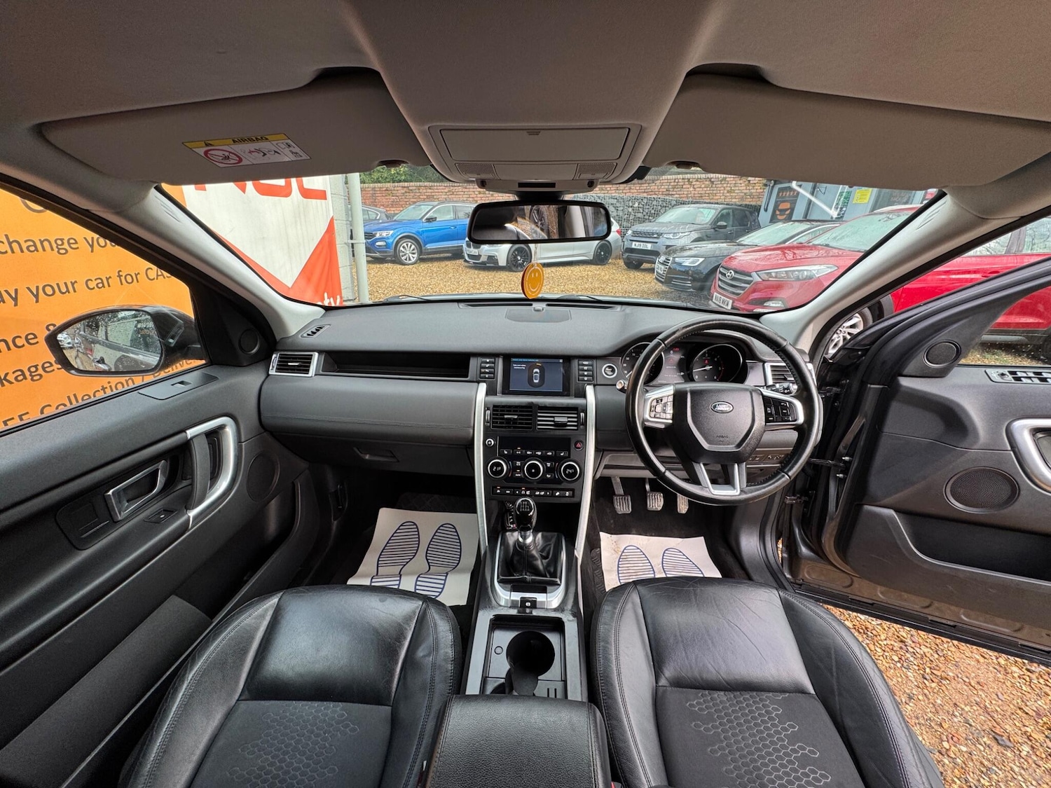 Used Land Rover Discovery Sport 2016 for sale - 76572687: Photo 2