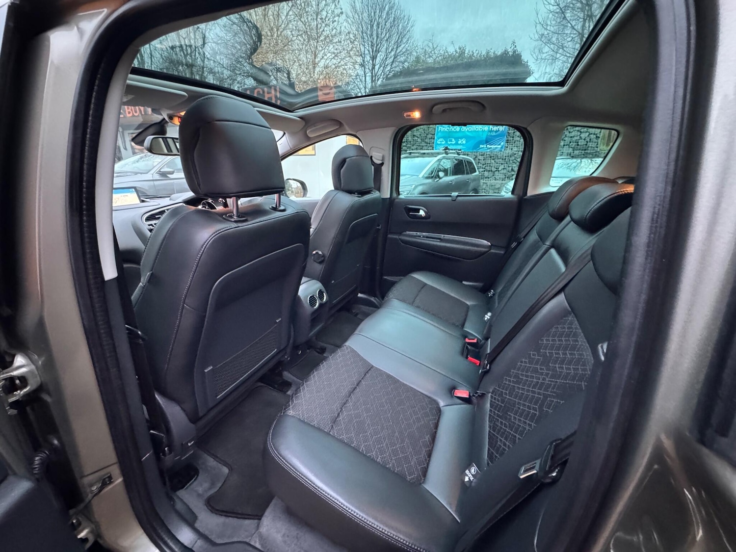 Used Peugeot 3008 2015 for sale - 77559523: Photo 29