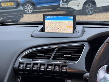 Used Peugeot 3008 2015 for sale - 77559523: Photo