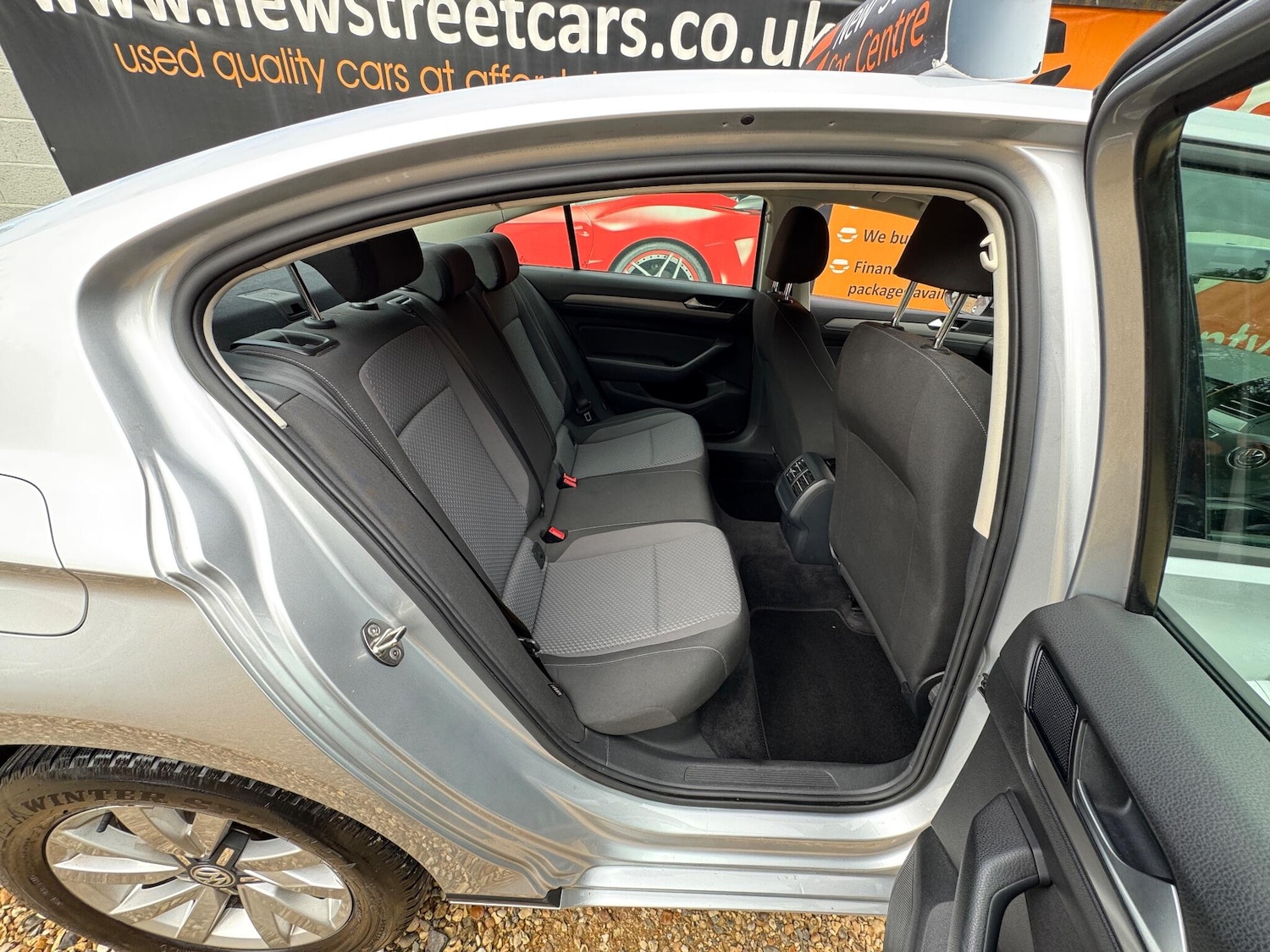 Used Volkswagen Passat 2015 for sale - 76043398: Photo 32