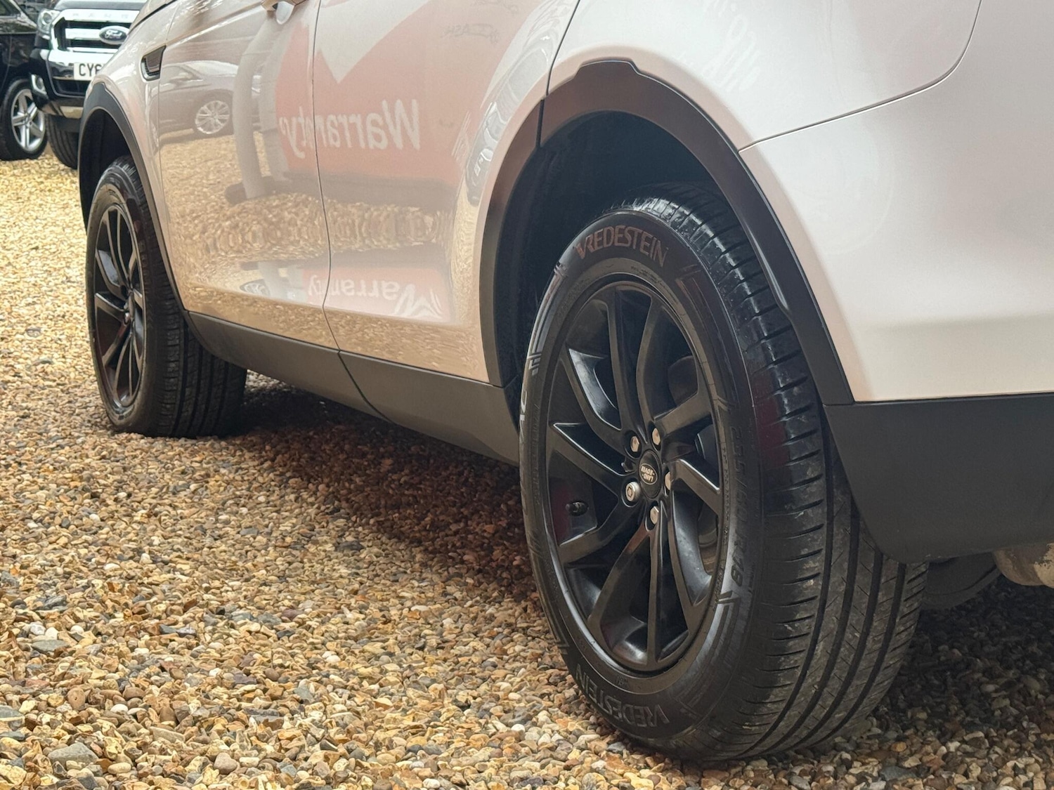 Used Land Rover Discovery Sport 2017 for sale - 76294606: Photo 28