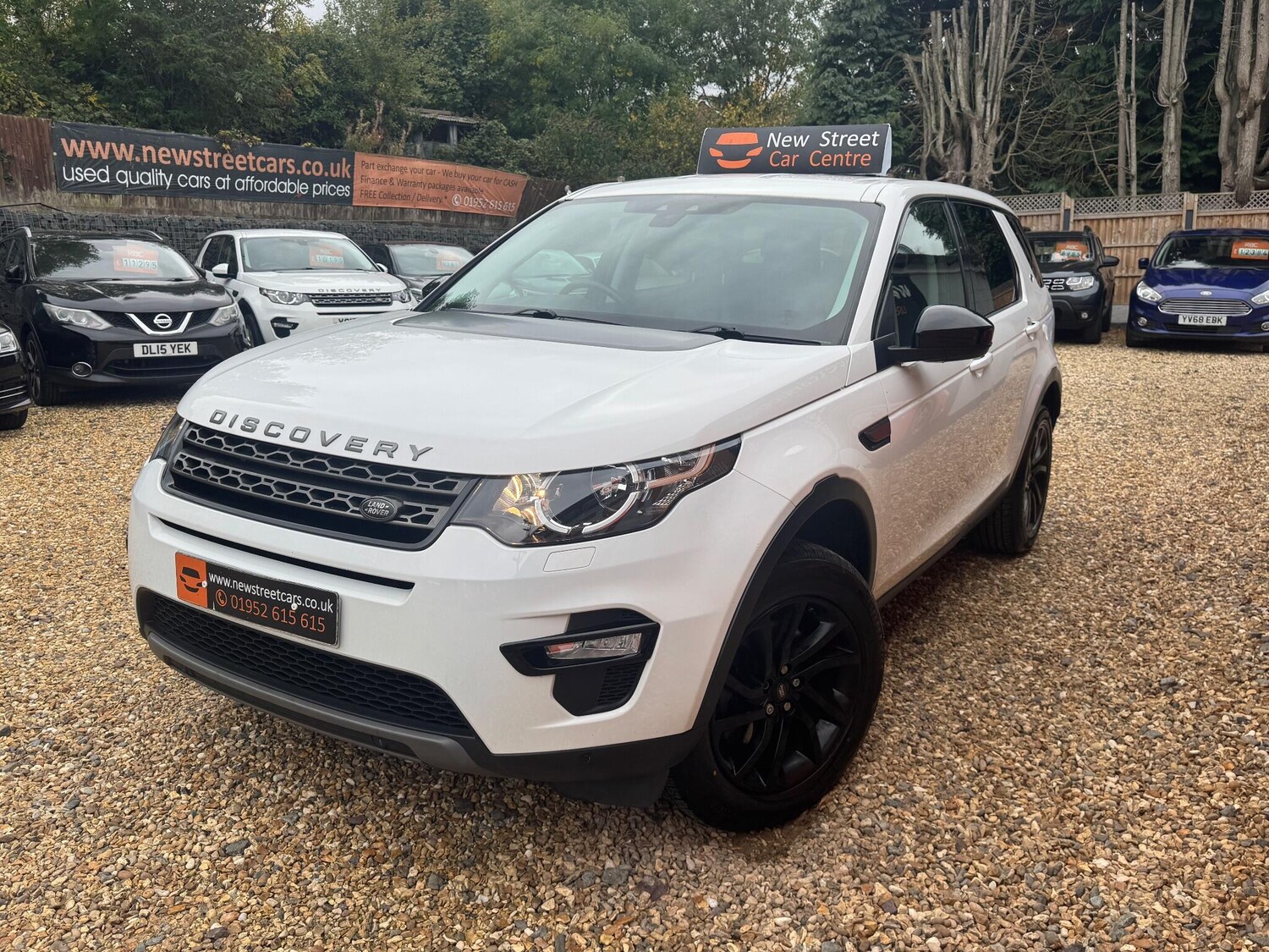 Used Land Rover Discovery Sport 2017 for sale - 76294606: Photo 30