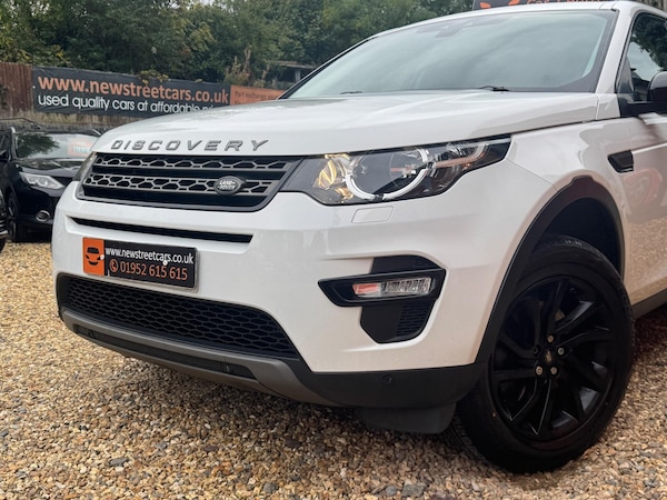 Used Land Rover Discovery Sport 2017 for sale - 76294606: Photo 34