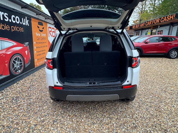 Used Land Rover Discovery Sport 2017 for sale - 76294606: Photo 46