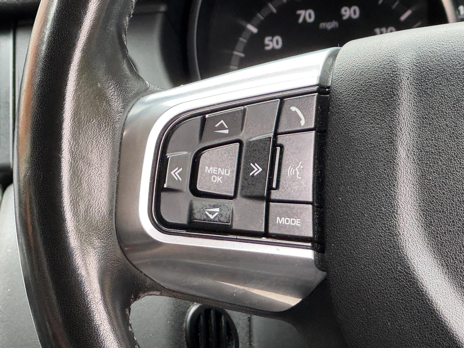 Used Land Rover Discovery Sport 2017 for sale - 76294606: Photo 57