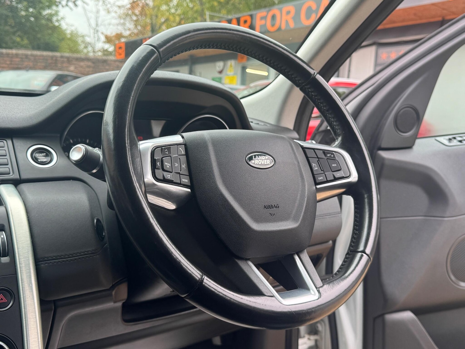 Used Land Rover Discovery Sport 2017 for sale - 76294606: Photo 8