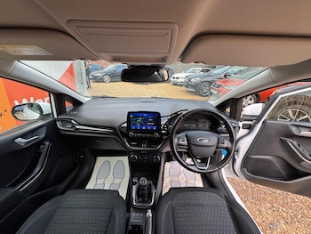 Used Ford Fiesta 2018 for sale - 75623892: Photo