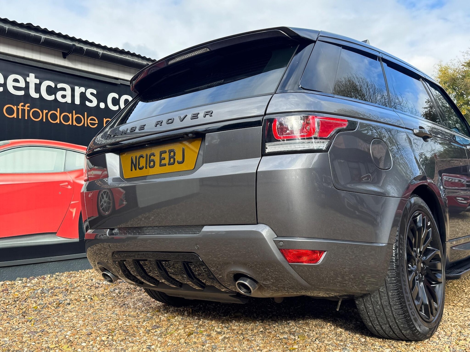 Used Land Rover Range Rover Sport 2016 for sale - 76348949: Photo 11