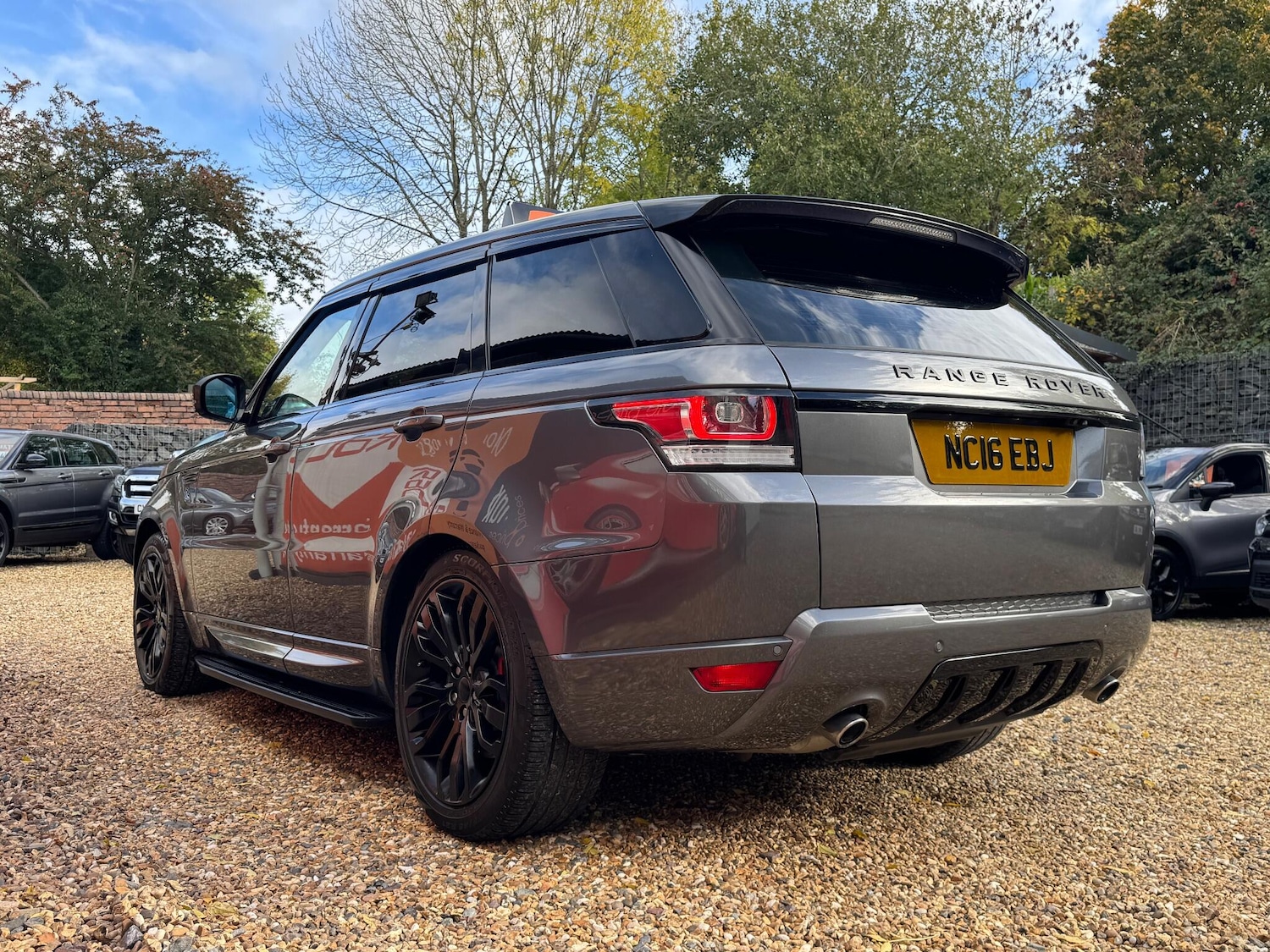 Used Land Rover Range Rover Sport 2016 for sale - 76348949: Photo 18