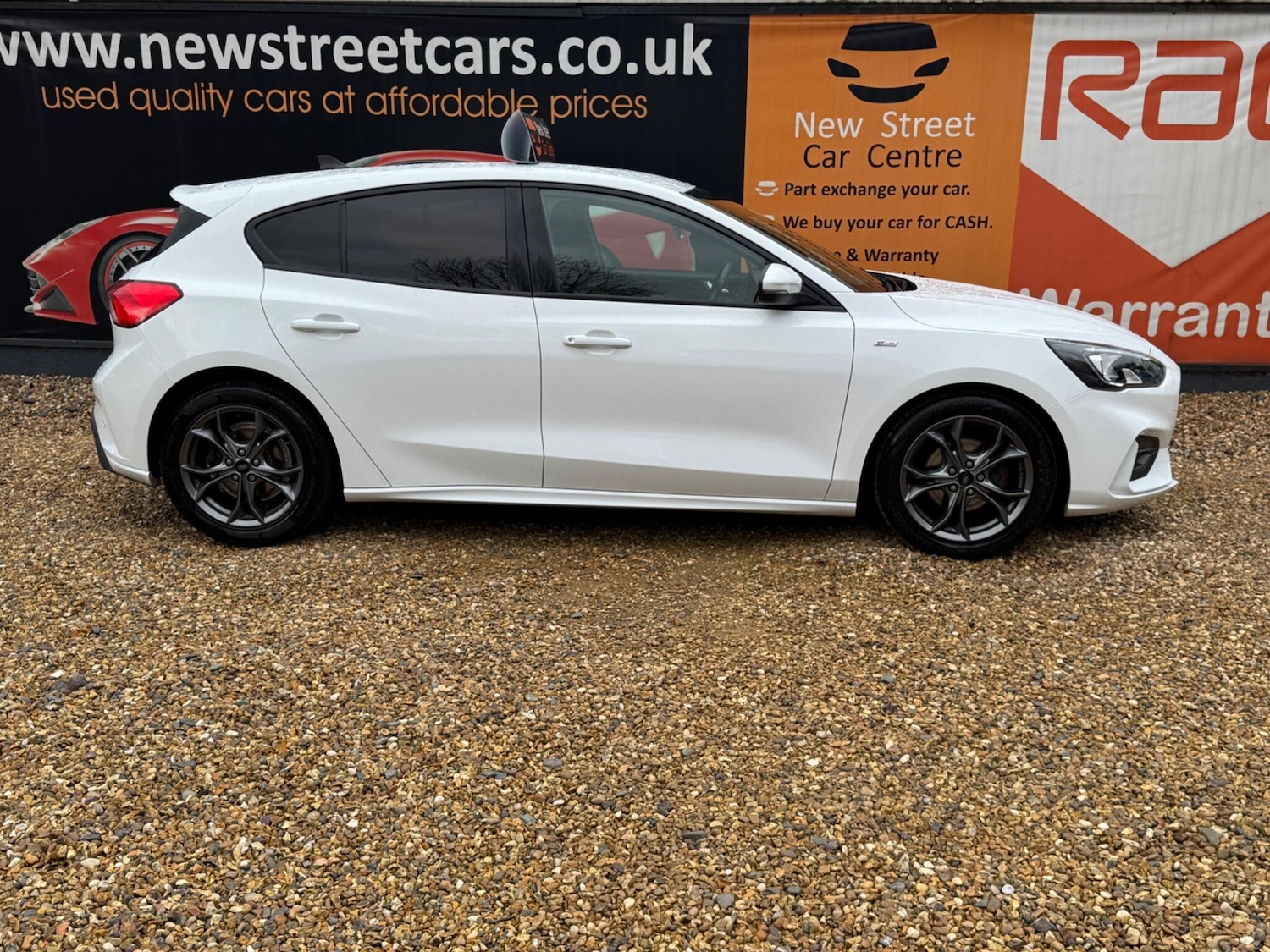 Used Ford Focus 2020 for sale - 76511919: Photo 32