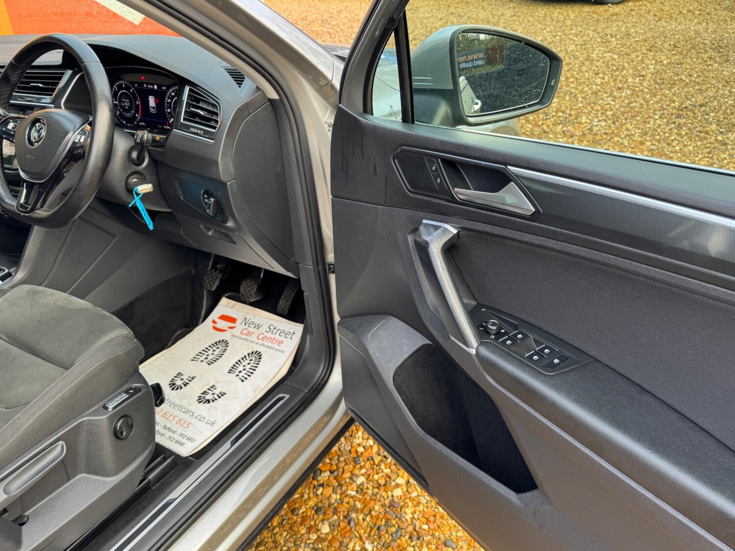 Used Volkswagen Tiguan 2018 for sale - 78019736: Photo 33