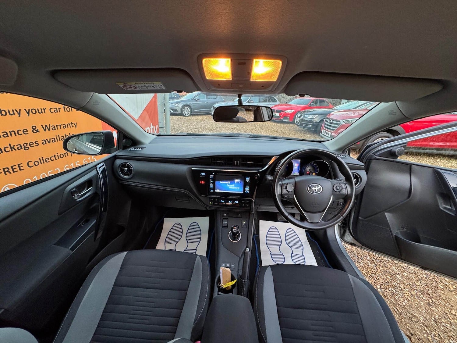 Used Toyota Auris 2015 for sale - 76398107: Photo 2