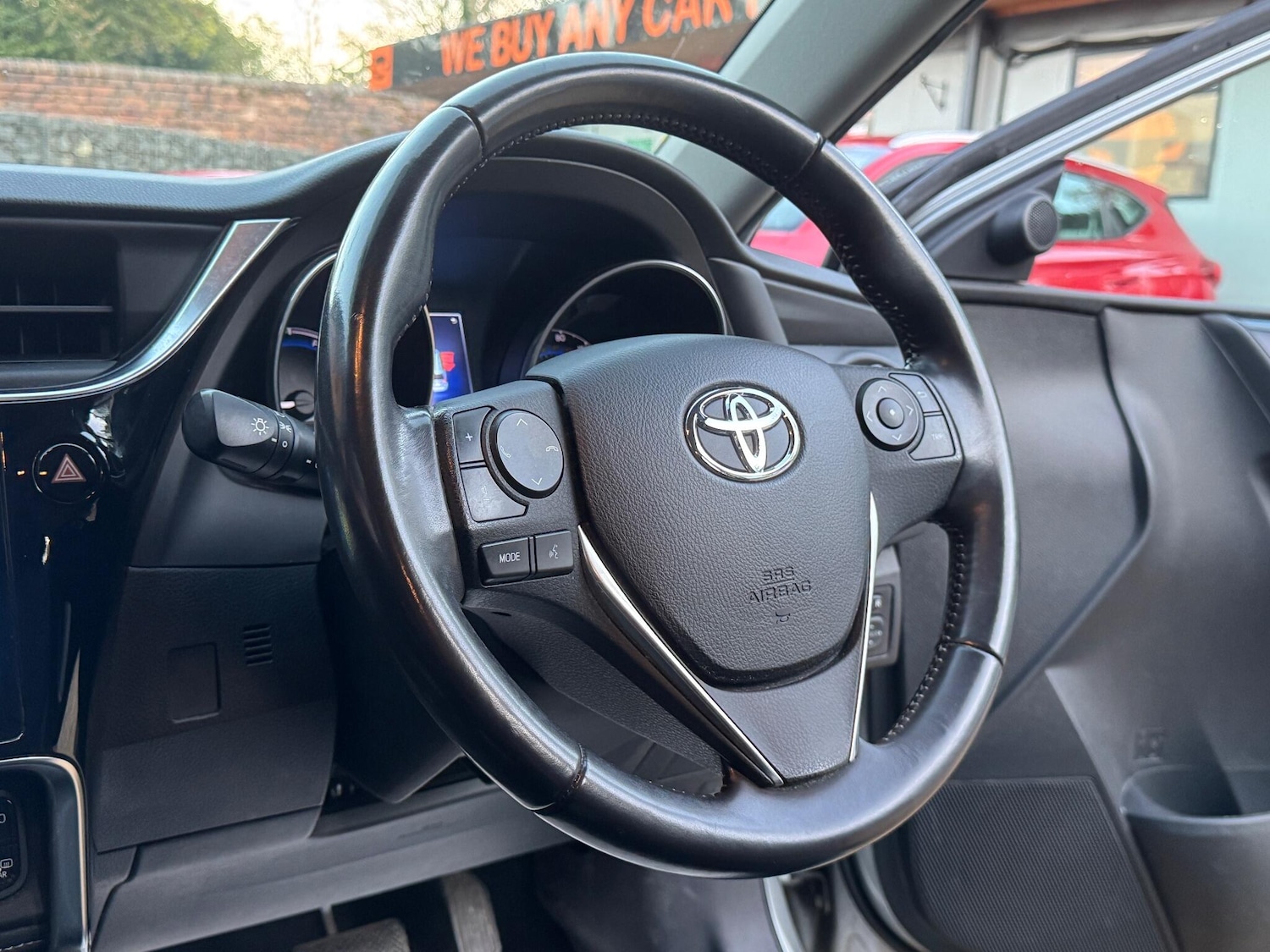 Used Toyota Auris 2015 for sale - 76398107: Photo 8