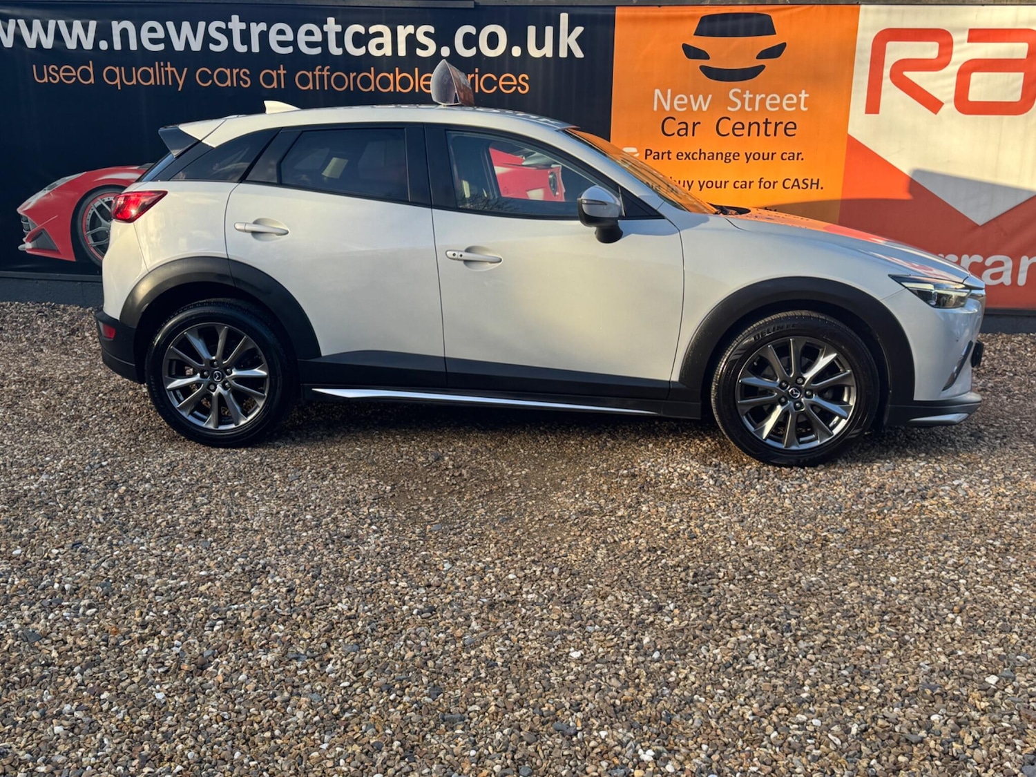 Used Mazda CX-3 2017 for sale - 76512926: Photo 7