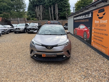 Used Toyota C-HR 2017 for sale - 75448844: Photo