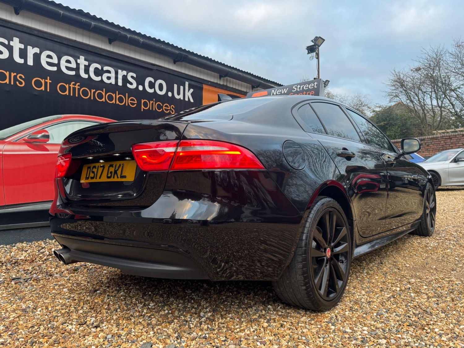 Used Jaguar XE 2017 for sale - 77049662: Photo 11