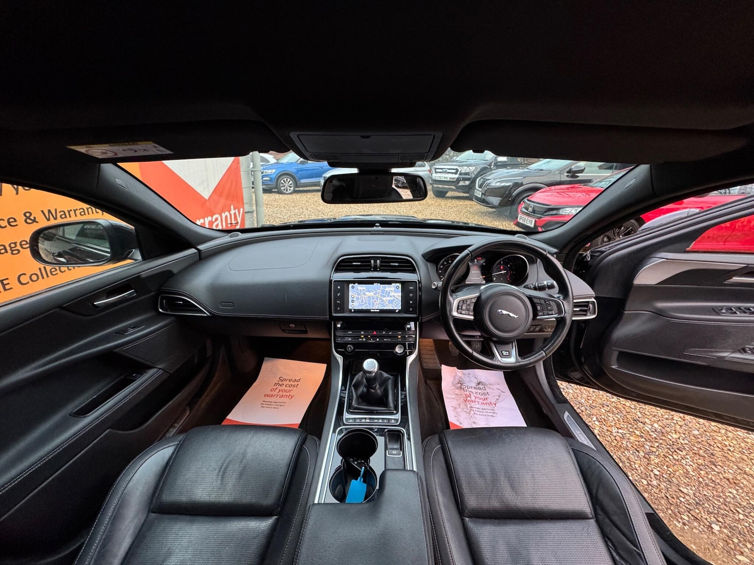 Used Jaguar XE 2017 for sale - 77049662: Photo 2