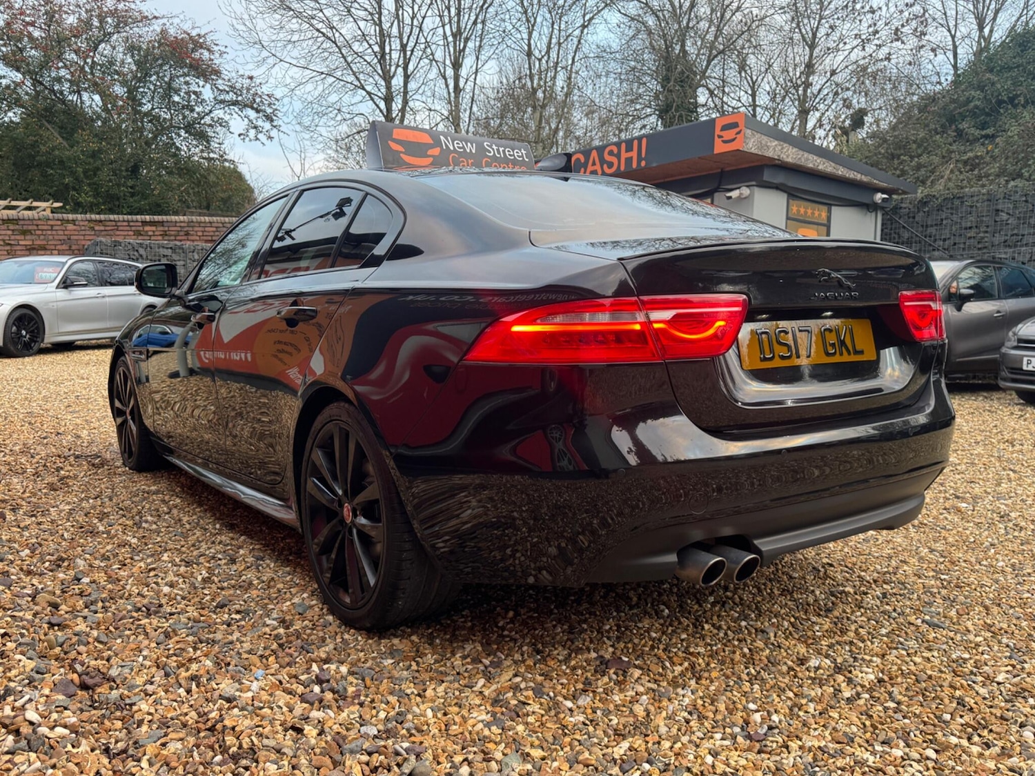 Used Jaguar XE 2017 for sale - 77049662: Photo 23