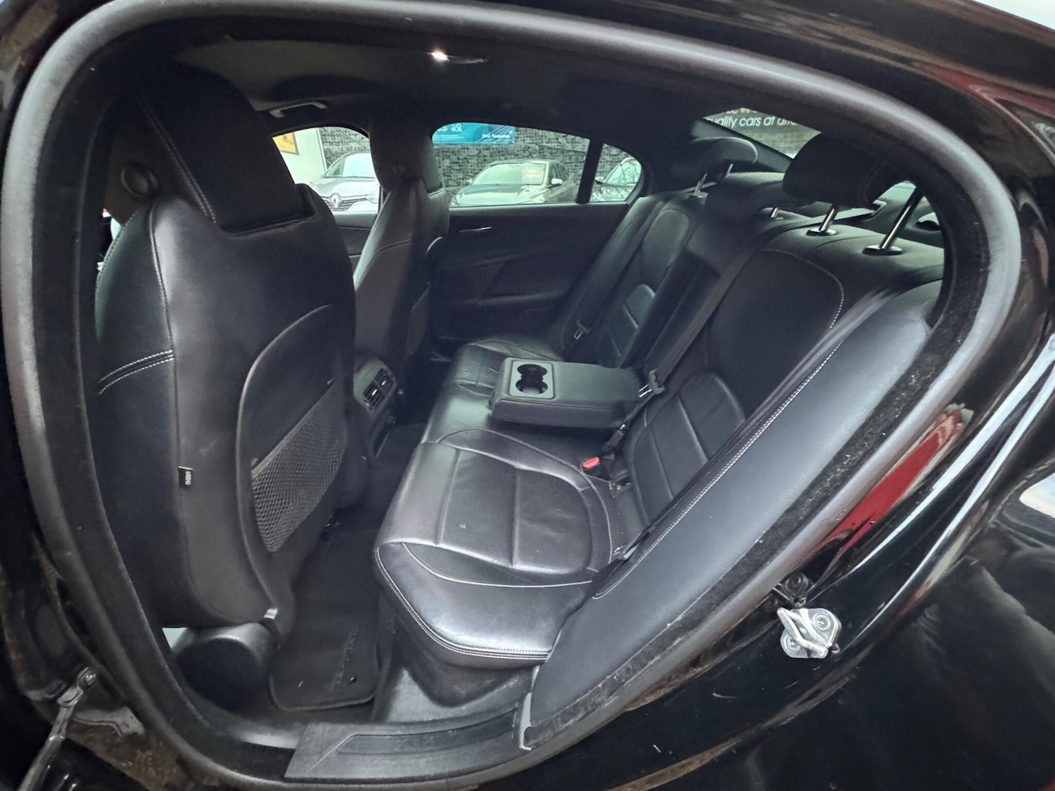 Used Jaguar XE 2017 for sale - 77049662: Photo 39