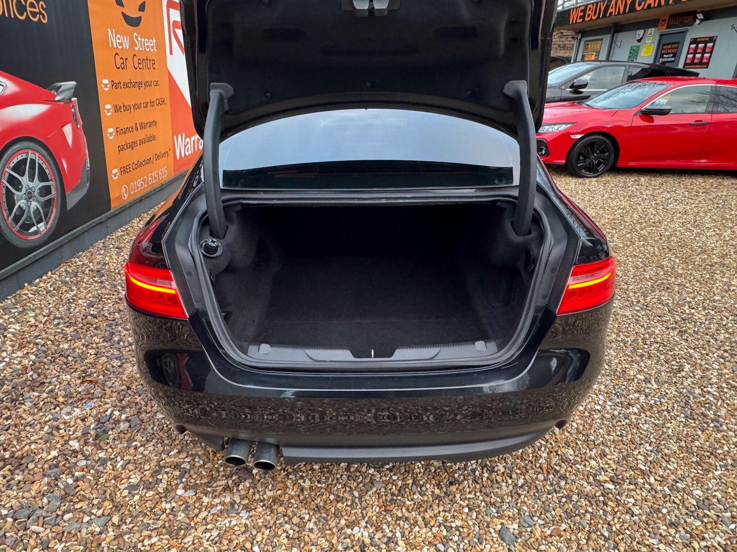 Used Jaguar XE 2017 for sale - 77049662: Photo 45