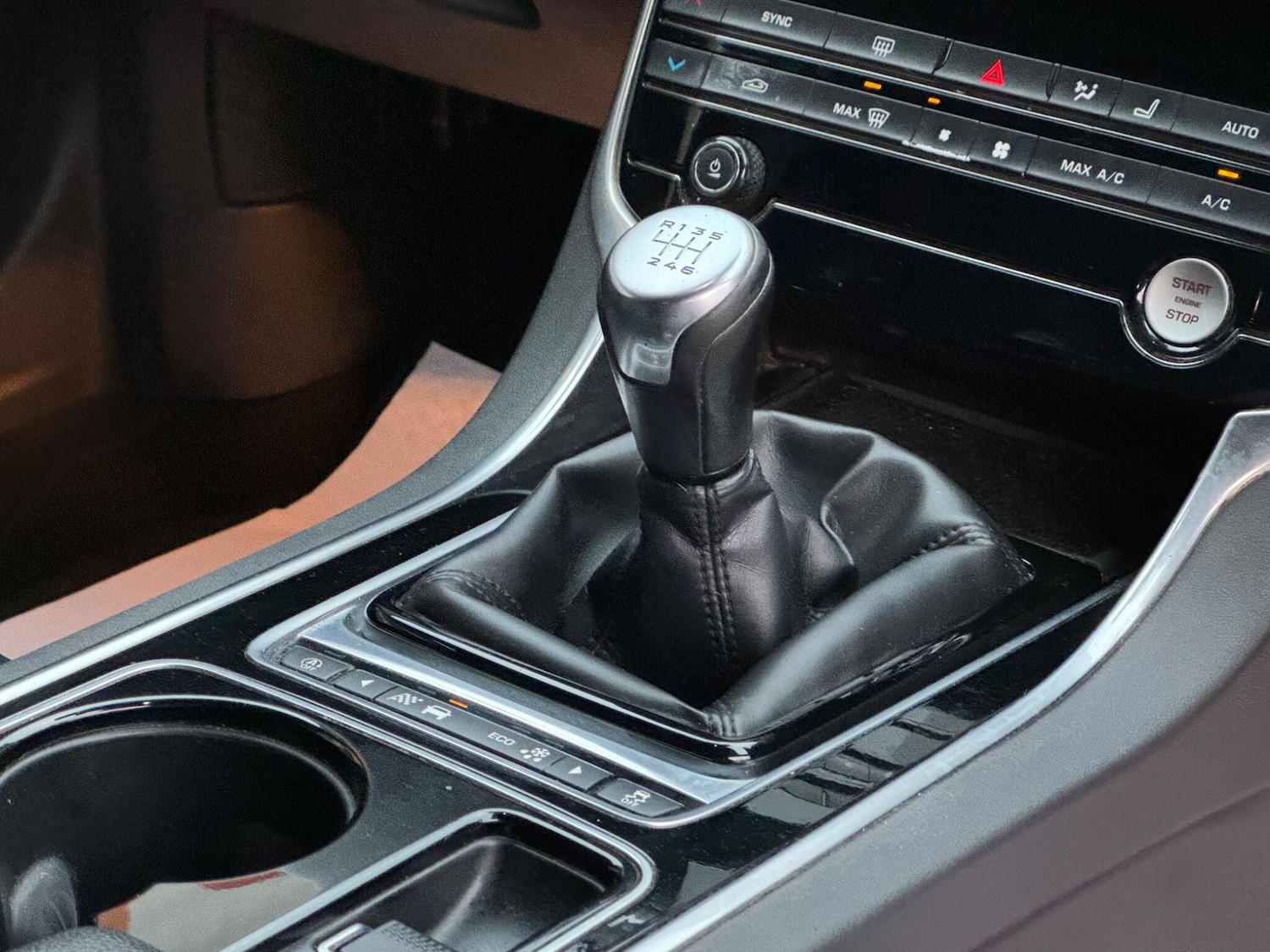 Used Jaguar XE 2017 for sale - 77049662: Photo 55