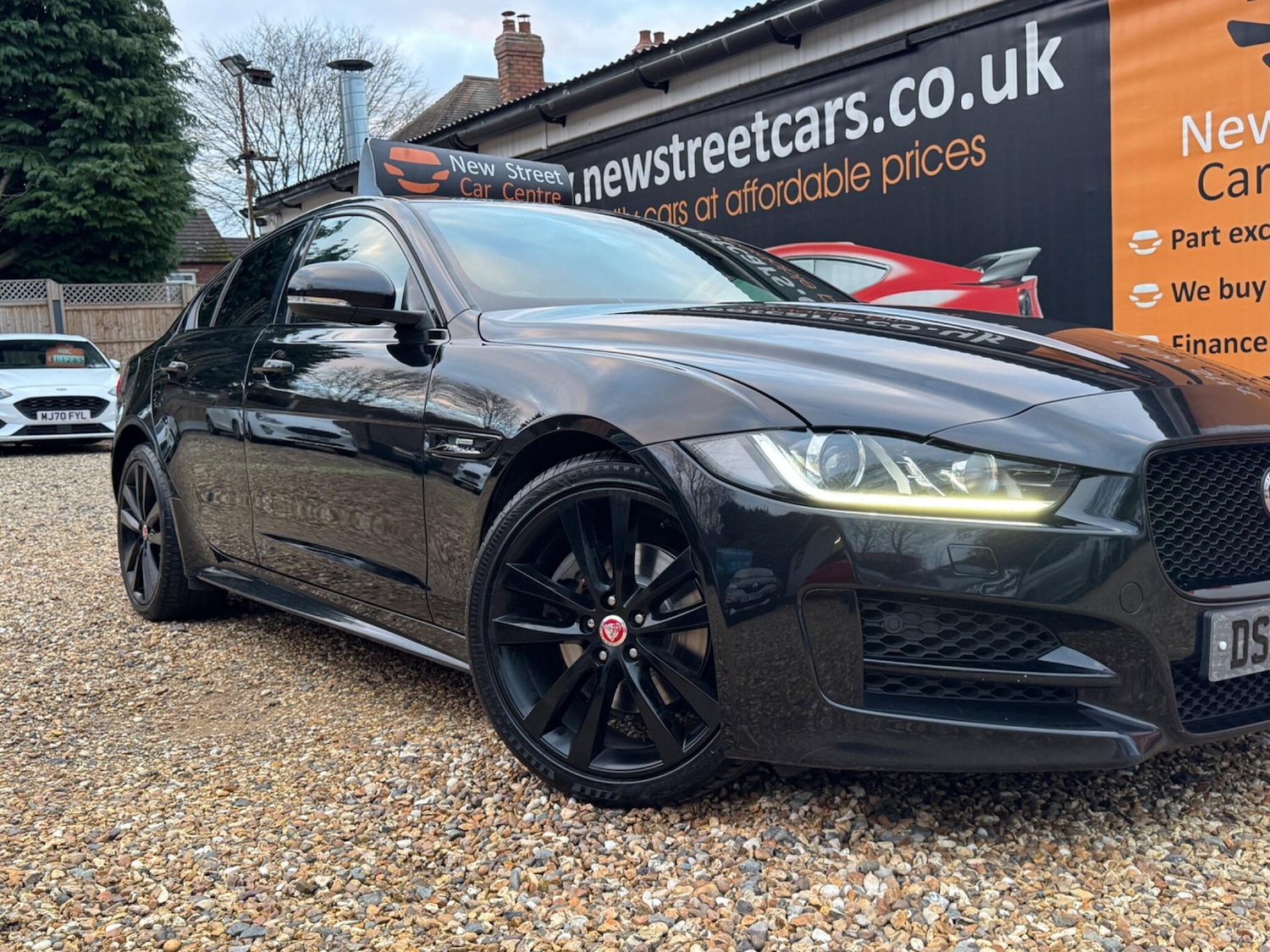 Used Jaguar XE 2017 for sale - 77049662: Photo 69