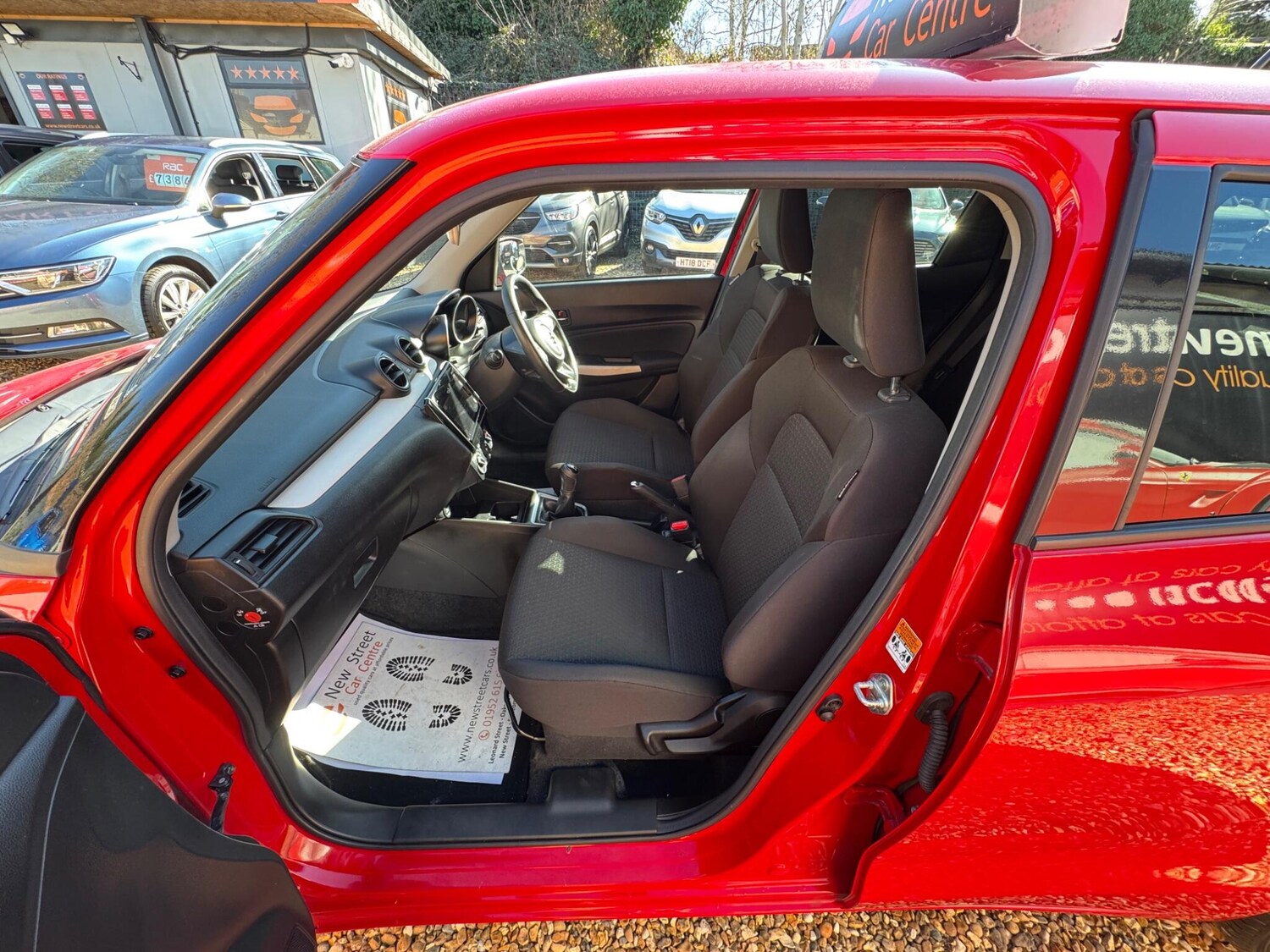 Used Suzuki Swift 2020 for sale - 77940332: Photo 28