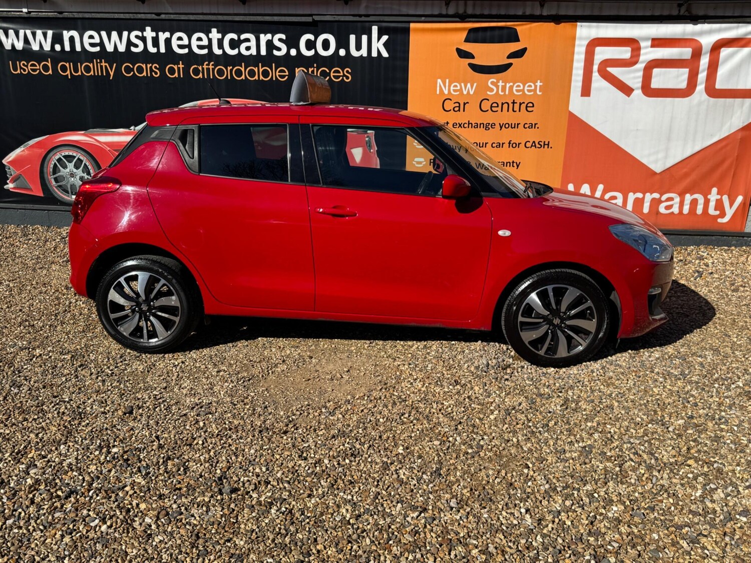 Used Suzuki Swift 2020 for sale - 77940332: Photo 6