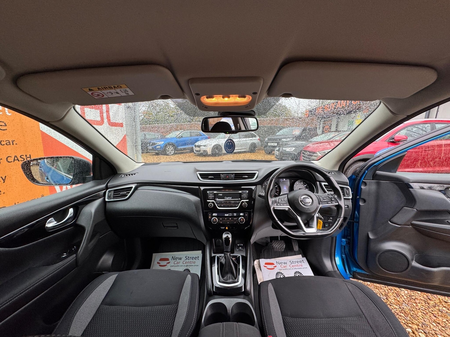 Used Nissan Qashqai 2017 for sale - 76538109: Photo 2