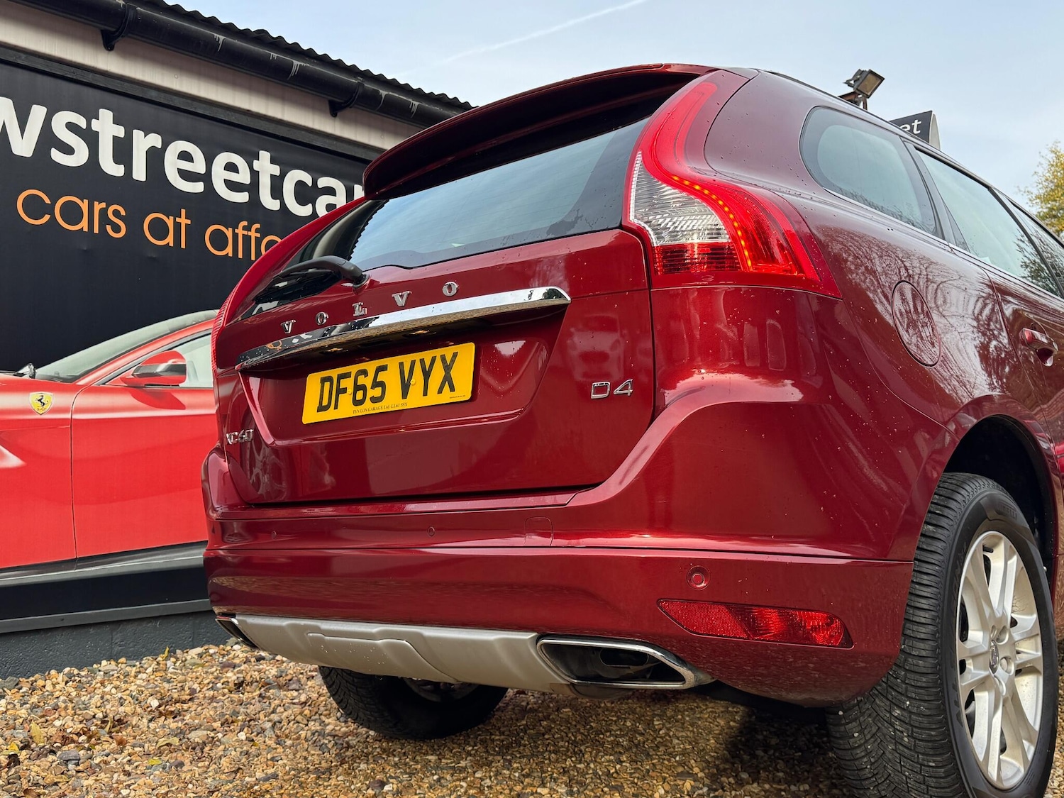 Used Volvo XC60 2015 for sale - 76408783: Photo 11