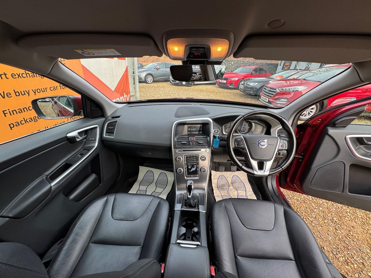 Used Volvo XC60 2015 for sale - 76408783: Photo 2