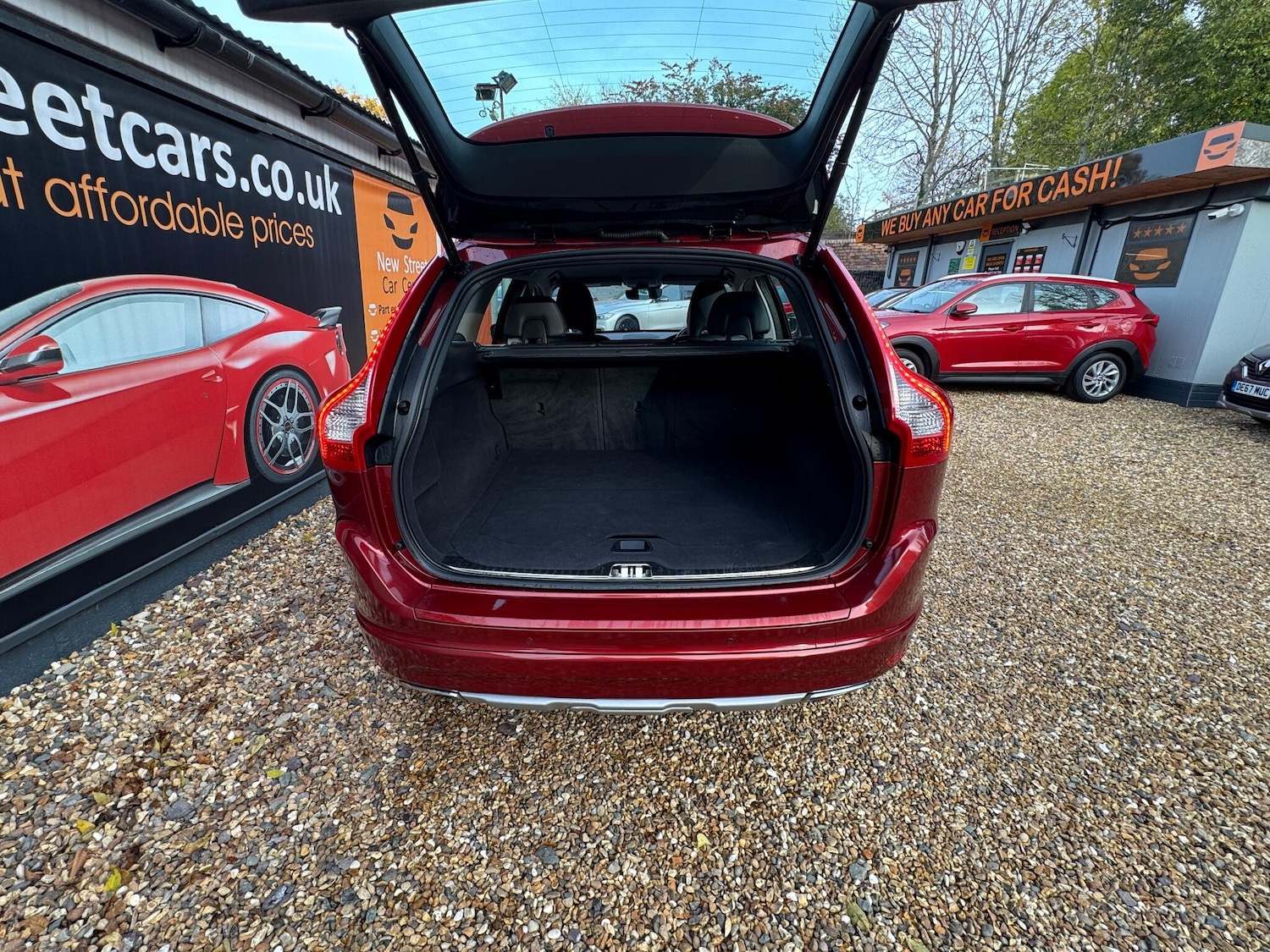 Used Volvo XC60 2015 for sale - 76408783: Photo 44