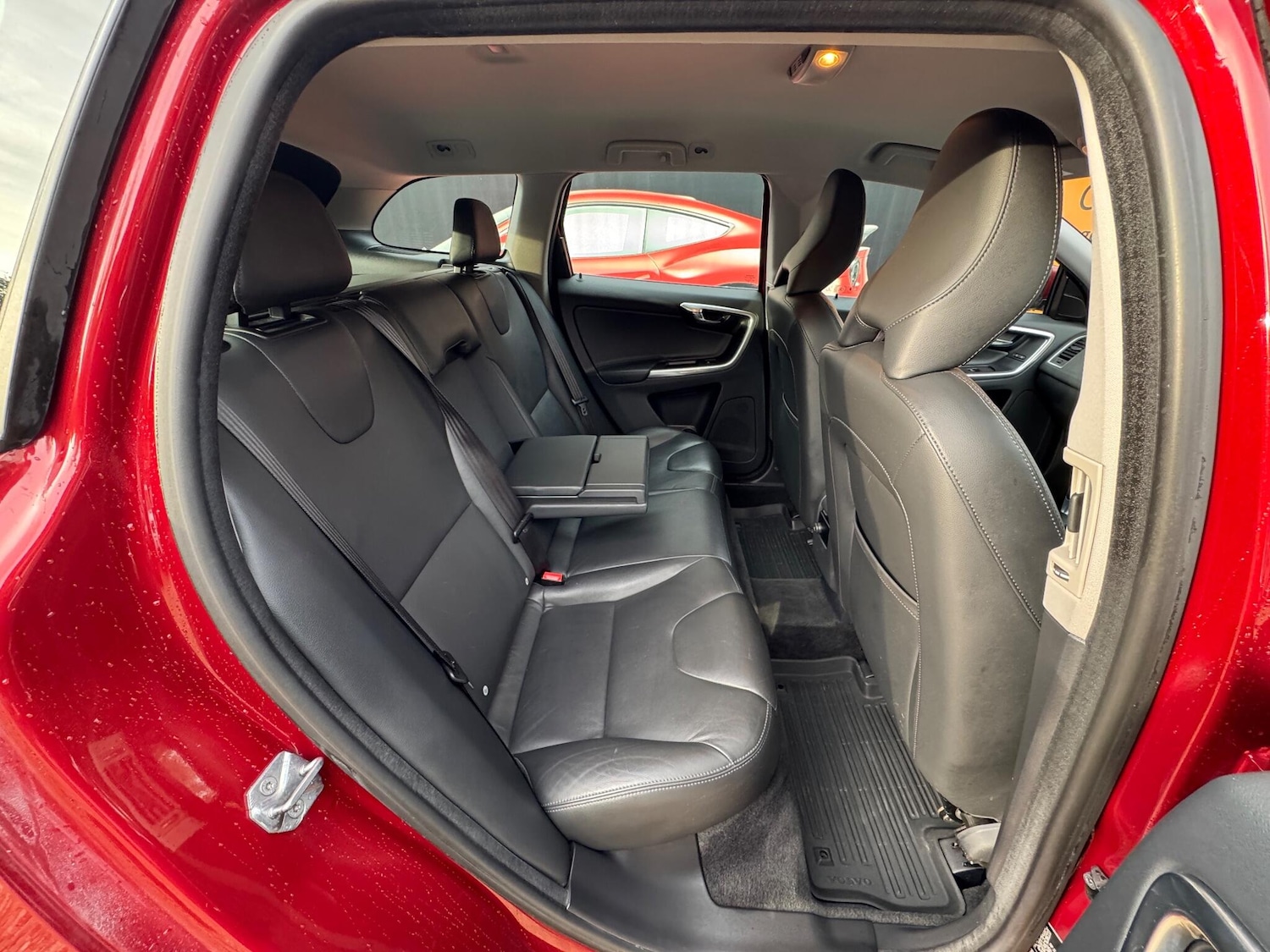 Used Volvo XC60 2015 for sale - 76408783: Photo 47