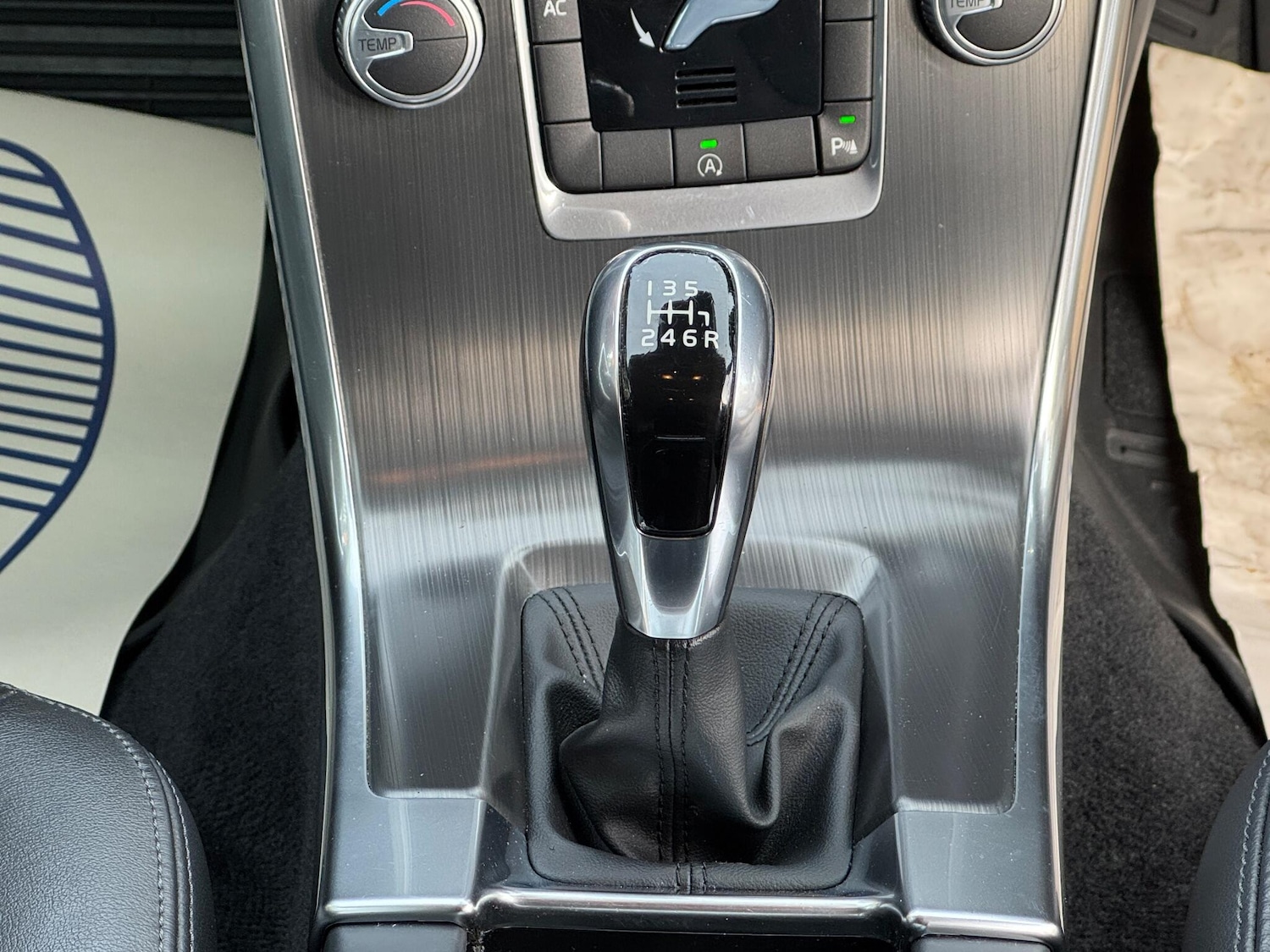 Used Volvo XC60 2015 for sale - 76408783: Photo 52