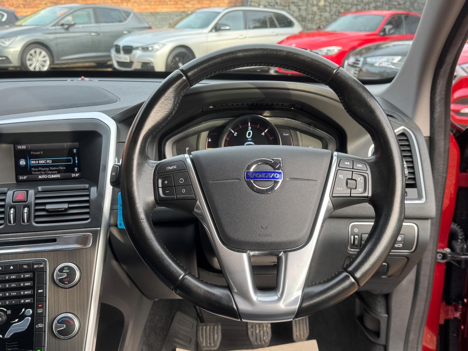 Used Volvo XC60 2015 for sale - 76408783: Photo 58