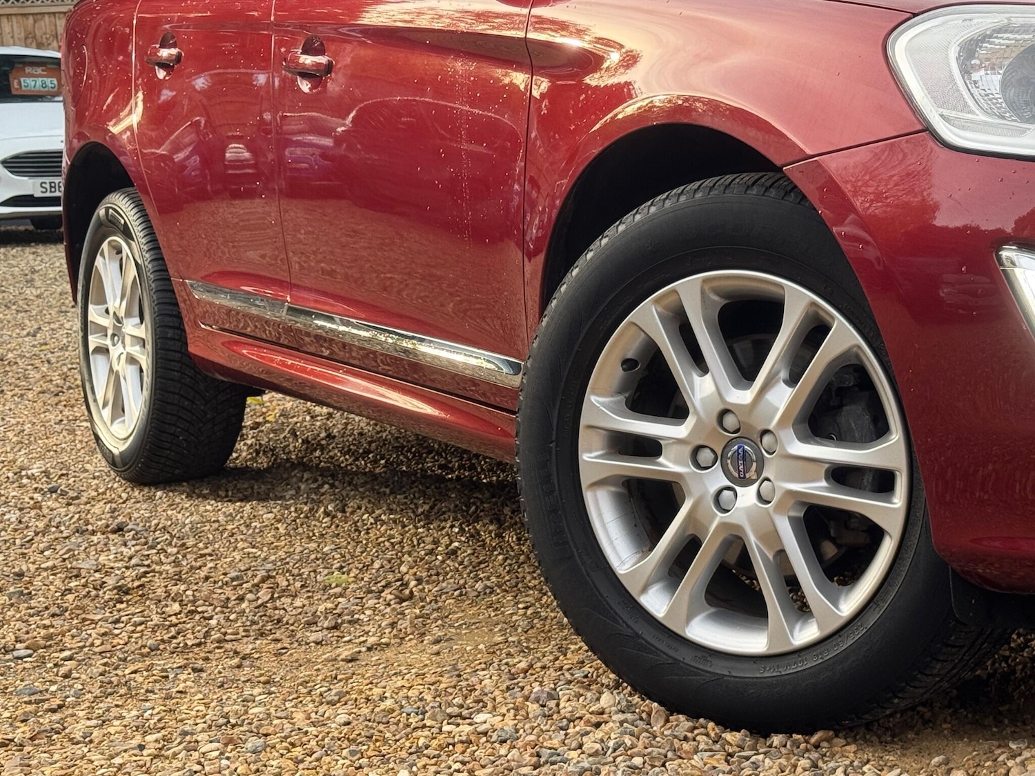 Used Volvo XC60 2015 for sale - 76408783: Photo 77