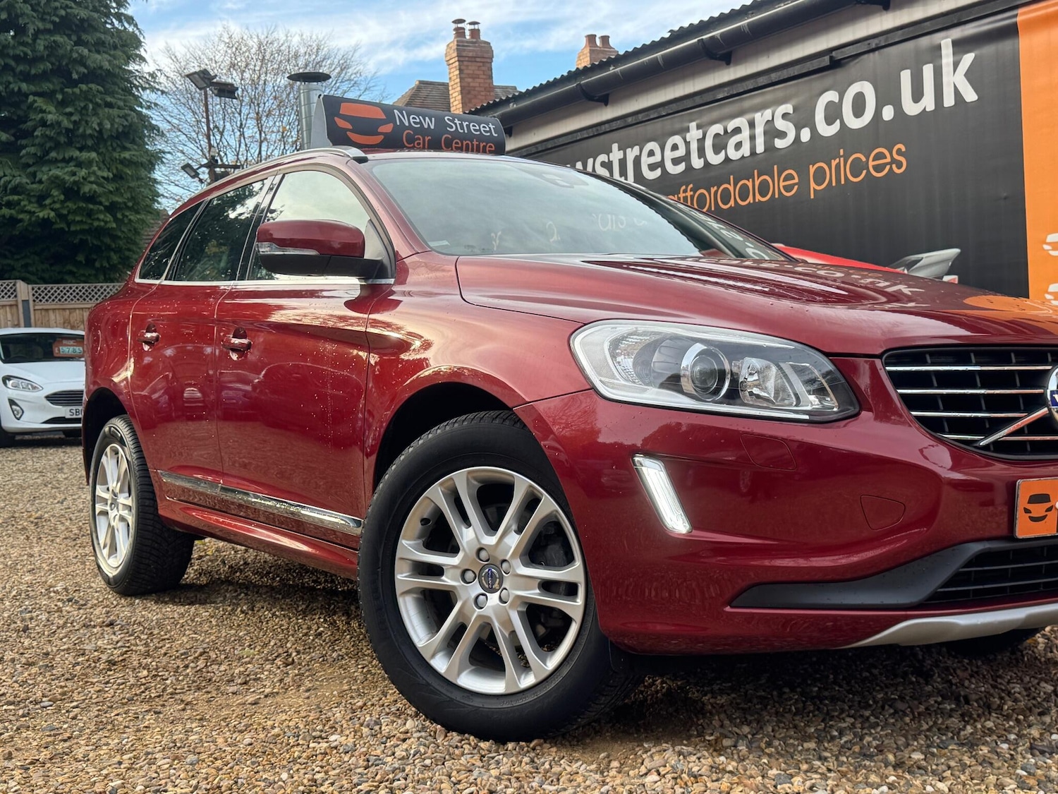 Used Volvo XC60 2015 for sale - 76408783: Photo 78