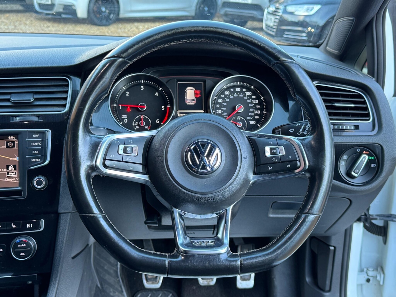 Used Volkswagen Golf 2016 for sale - 76752467: Photo 55