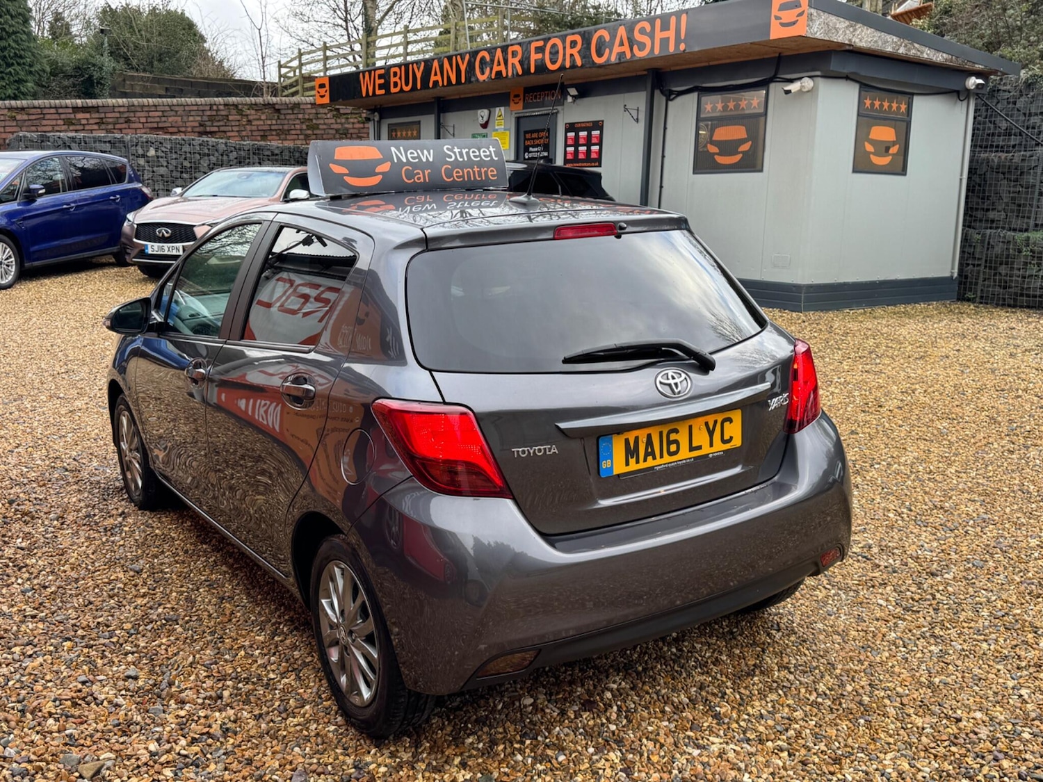 Used Toyota Yaris 2016 for sale - 77386931: Photo 16