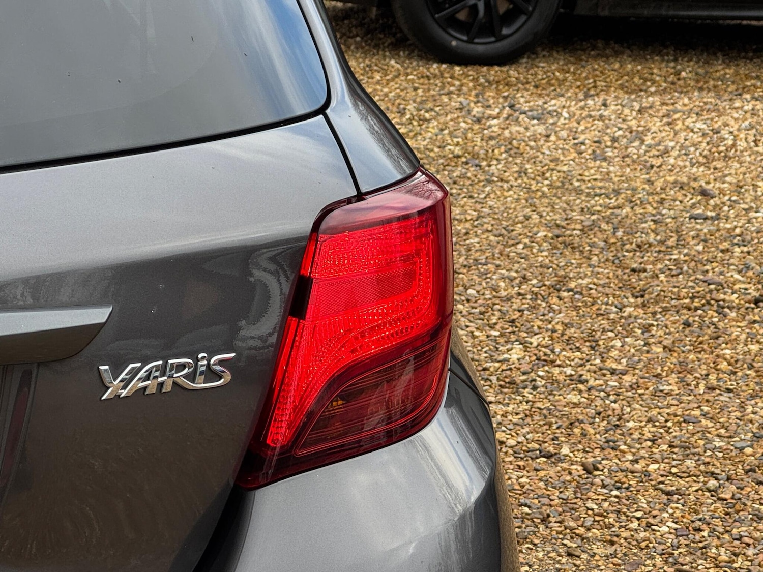 Used Toyota Yaris 2016 for sale - 77386931: Photo 19