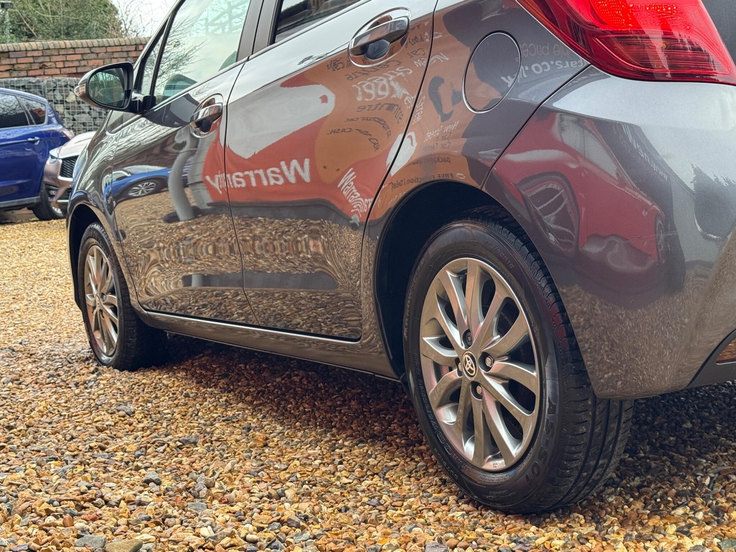 Used Toyota Yaris 2016 for sale - 77386931: Photo 21